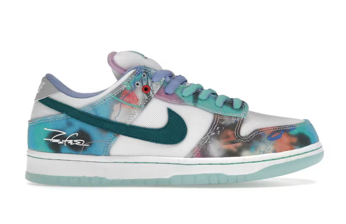 Nike SB Dunk Low Futura Laboratories Bleached Aqua