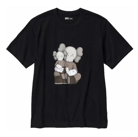 KAWS x Uniqlo UT Short Sleeve Graphic T-shirt (US Sizing) Black