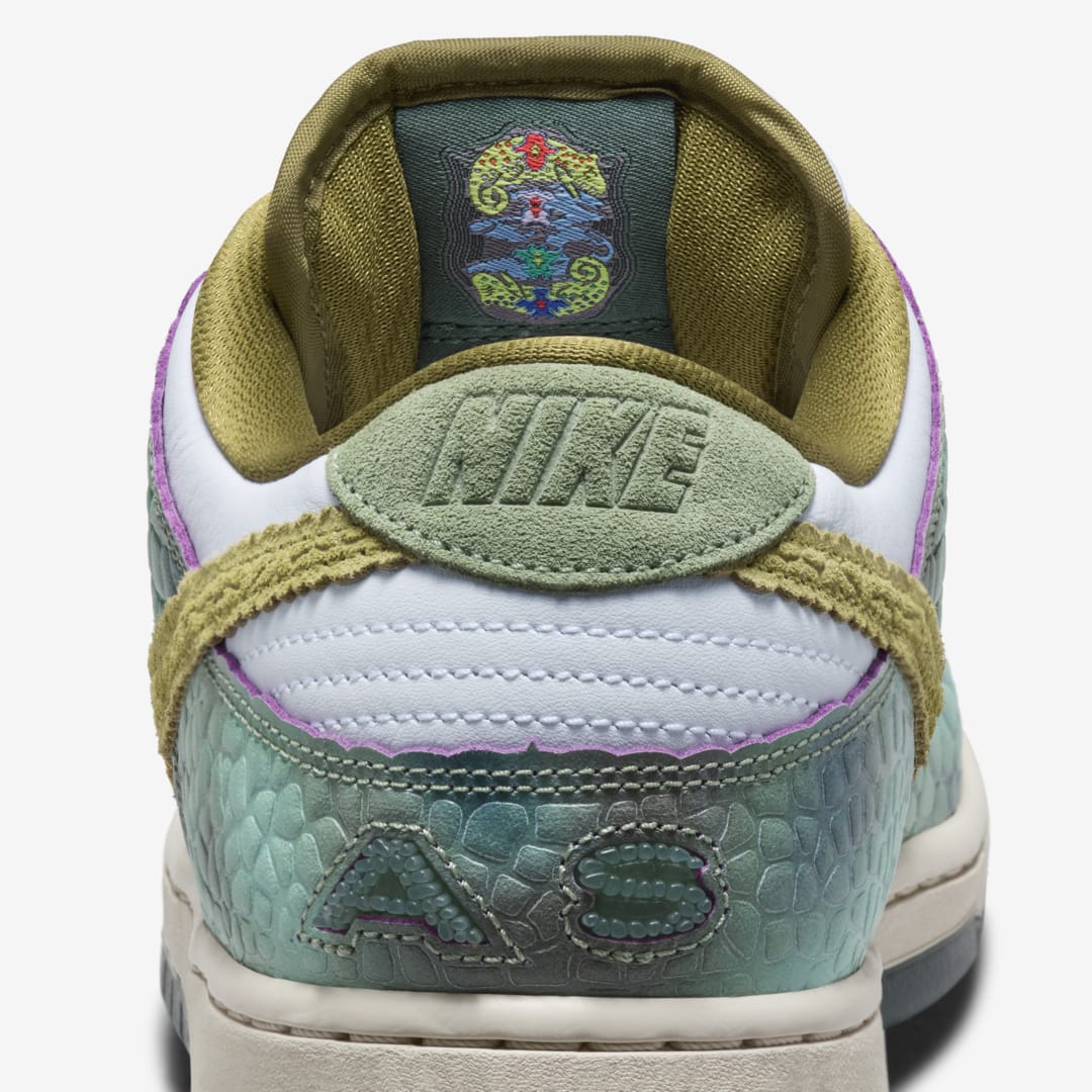 Nike SB Dunk Low Alexis Sablone Chameleon